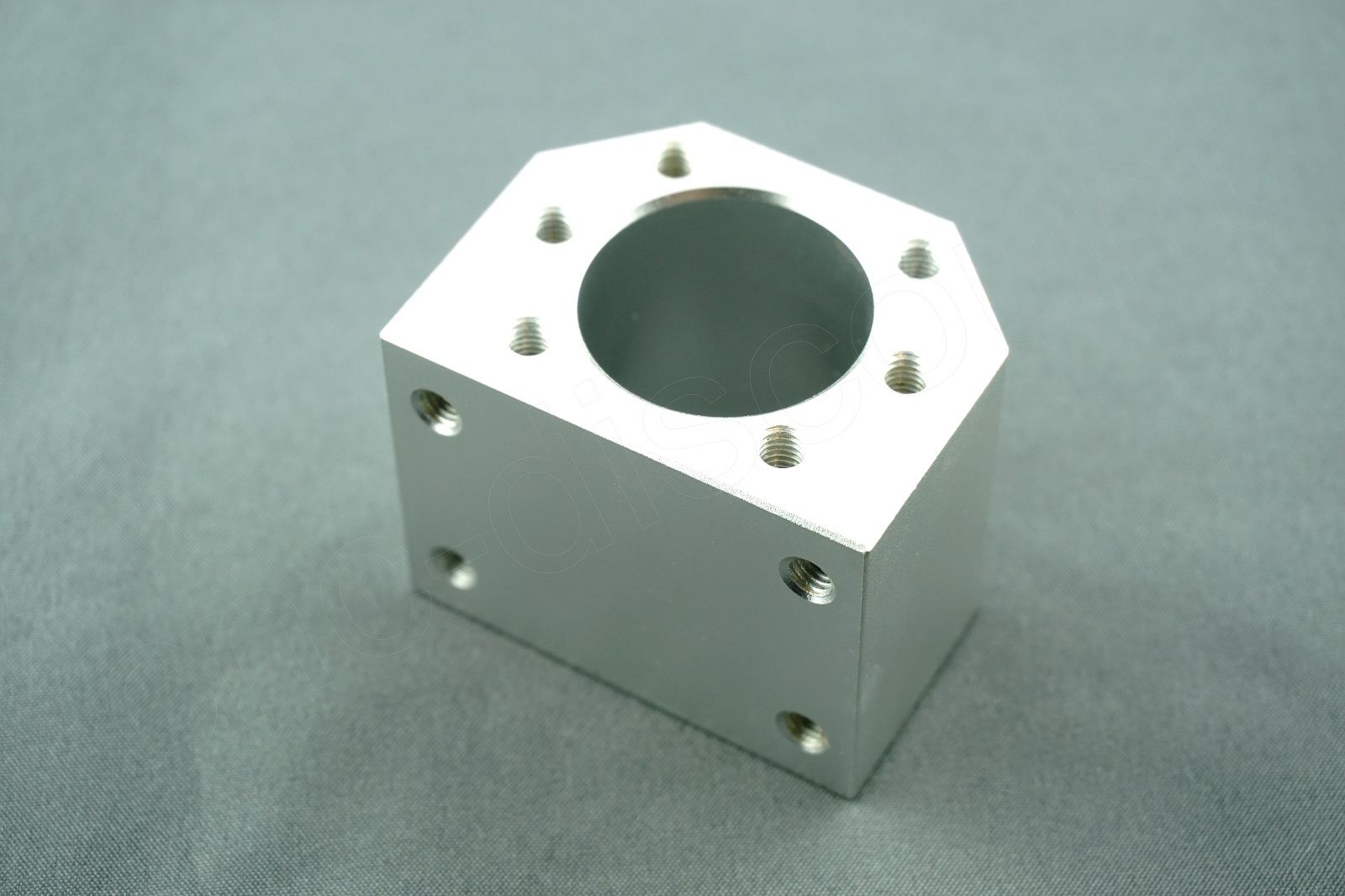 Kugelumlaufspindel 1605 X 950 Mm – Komplett Mit Fest- Und Loslager Für CNC-Fräse